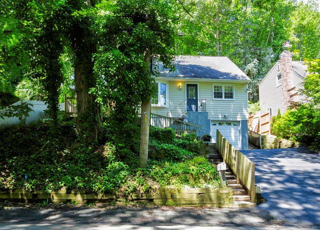 Property at 107 Norwood Ave, Northport, NY 11768, 4 beds, 2 baths