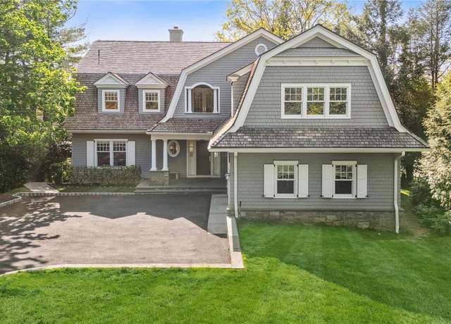 Property at 32 Pryer Ln, Larchmont, NY 10538, 6 beds, 6 baths