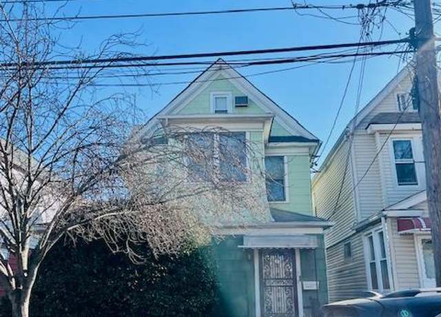 Property at 10145 116th St, Richmond Hill, NY 11419, 4 beds, 3 baths