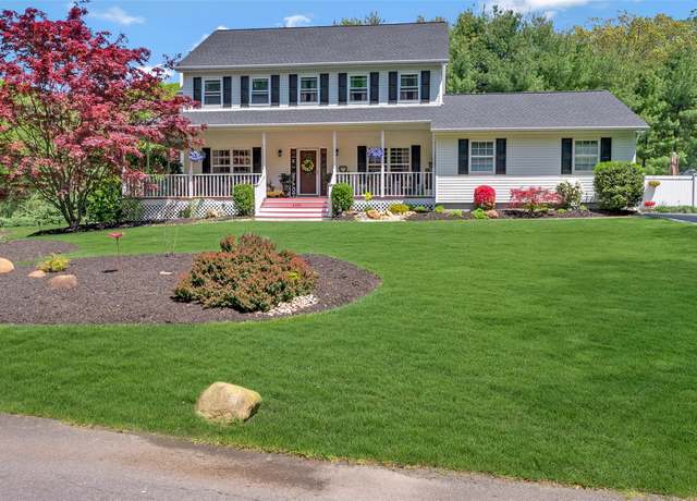 Property at 6320 N Country Rd, Wading River, NY 11792, 4 beds, 2.5 baths