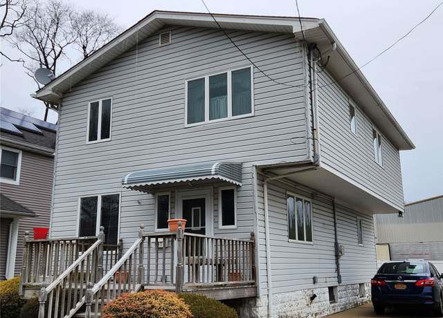 Property at 647 Jennings Ave, West Hempstead, NY 11552, 4 beds, 2 baths
