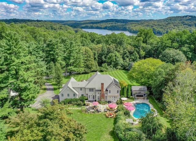 Property at 3 Twin Knolls Dr, Katonah, NY 10536, 4 beds, 5 baths