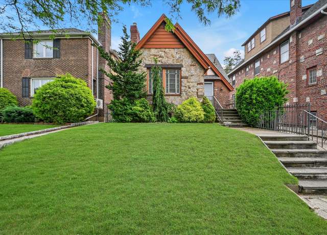 Property at 32-15 149th St, Flushing, NY 11354, 4 beds, 2.5 baths