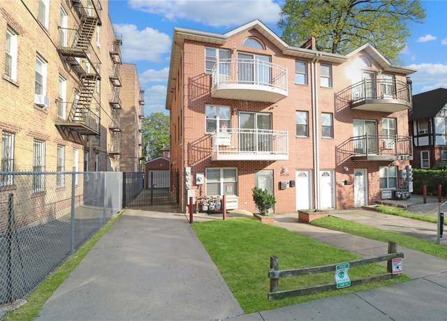 Property at 14322 Beech Ave, Flushing, NY 11355, 4 beds, 14 baths