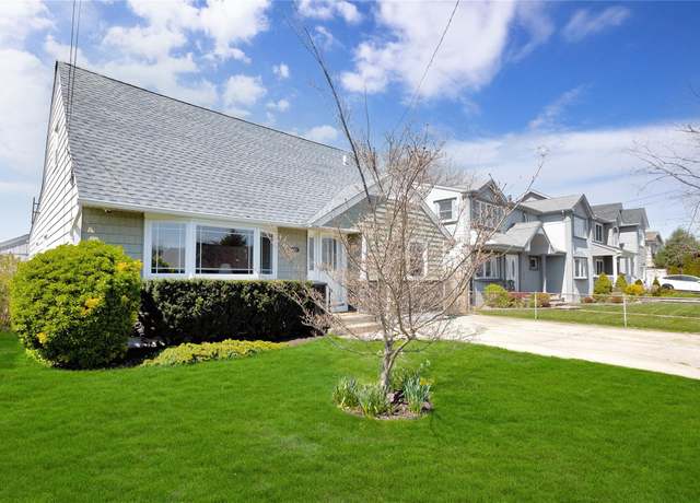 Property at 3270 Neptune Ave, Oceanside, NY 11572, 4 beds, 2 baths