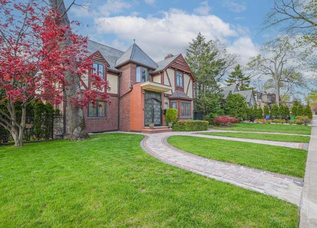 Property at 186-03 Midland Pkwy, Jamaica Estates, NY 11432, 4 beds, 3 baths