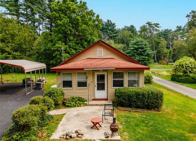 Property at 8 Wilsey Valley Rd, Wurtsboro, NY 12790, 3 beds, 1 bath