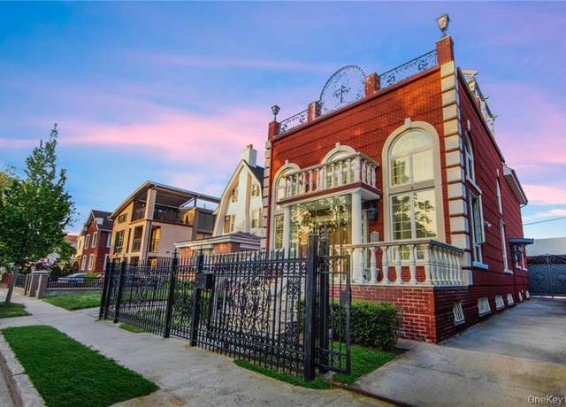Property at 267 Dover St, Brooklyn, NY 11235, 3 beds, 5 baths