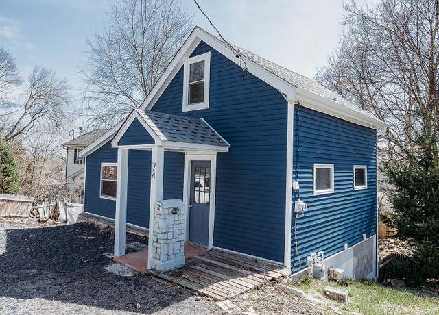 Property at 74 Wawayanda Ave, Middletown, NY 10940, 4 beds, 2 baths