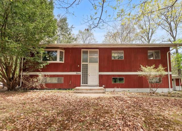 Property at 12 Dale Rd, Monsey, NY 10952, 4 beds, 2.5 baths