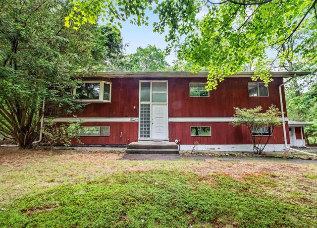 Property at 12 Dale Rd, Monsey, NY 10952, 4 beds, 2.5 baths