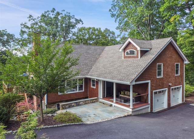 Property at 20 Bristol Pl, Chappaqua, NY 10514, 4 beds, 4 baths