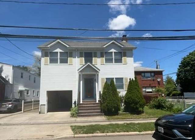 Property at 1113 5th Ave, New Hyde Park, NY 11040, 4 beds, 3 baths