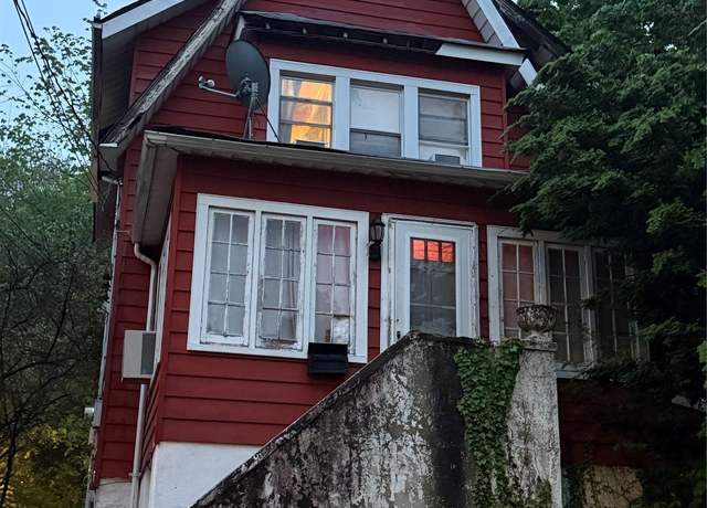 Property at 724 S 4th Ave, Mount Vernon, NY 10550, 3 beds, 2 baths