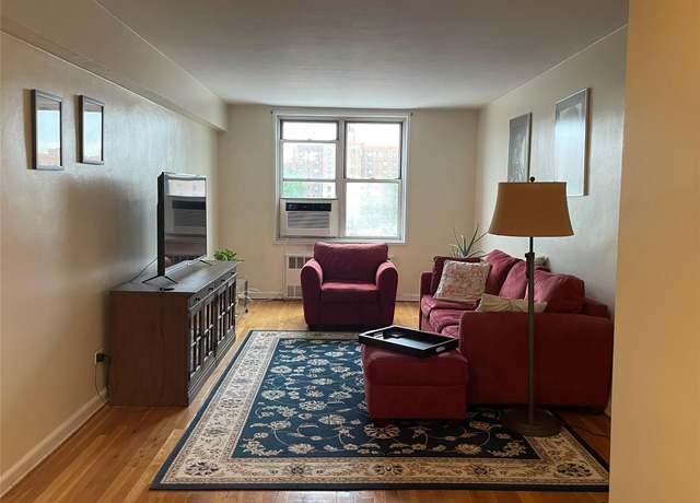 Property at 1430 Thieriot Ave Unit 6J, Bronx, NY 10460, 1 bed, 1 bath