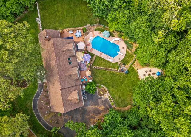 Property at 23 Bacon Rd, Head Of The Harbor, NY 11780, 5 beds, 5.5 baths