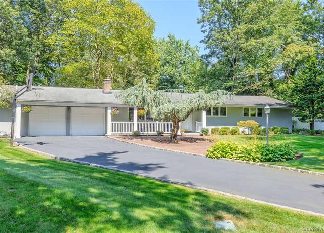Property at 34 Cherry Ln E, Syosset, NY 11791, 4 beds, 2.5 baths