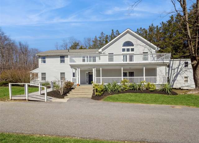 Property at 324 Fair St, Carmel, NY 10512, 5 beds, 4 baths