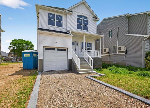 Property at 1108 Washington Pl, Baldwin Harbor, NY 11510, 4 beds, 2.5 baths