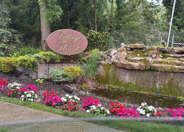 Property at 10 Palm Ct #10, Selden, NY 11784, 1 bed, 1 bath