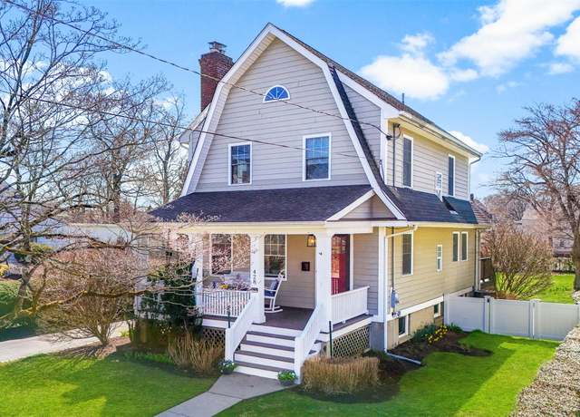 Property at 428 N Barry Ave, Mamaroneck, NY 10543, 3 beds, 1.5 baths