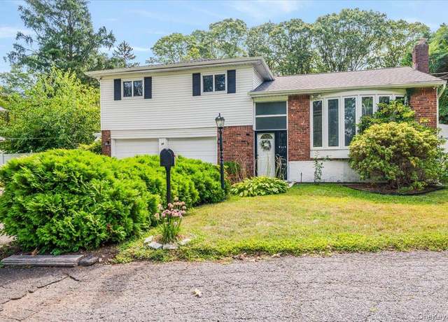Property at 79 E Deer Park Rd, Dix Hills, NY 11746, 5 beds, 3 baths