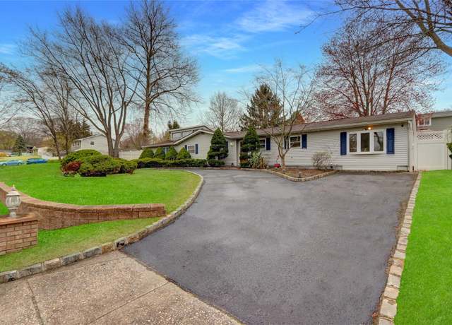 Property at 183 11th Ave, Holtsville, NY 11742-2313, 4 beds, 2 baths