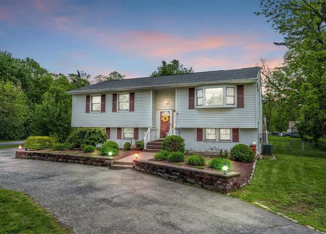 Property at 149 E Main St, Washingtonville, NY 10992, 4 beds, 3 baths