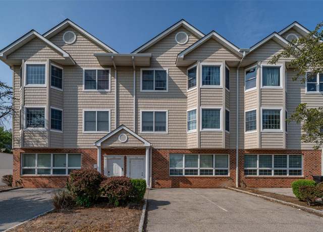 Property at 135 Montgomery Ave, Scarsdale, NY 10583, 2 beds, 1 bath