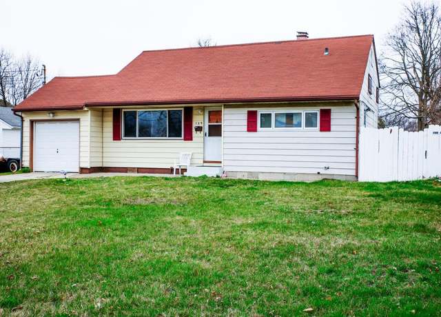 Property at 129 2nd Ave, Brentwood, NY 11717, 3 beds, 2 baths