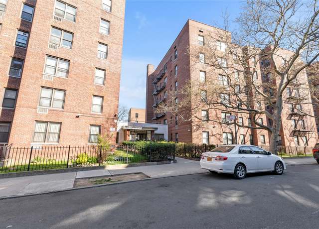 Property at 141-05 Pershing Cres #117, Briarwood, NY 11435, 2 beds, 1 bath