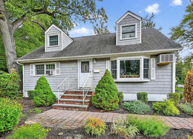 Property at 15 Bellows Ln, New City, NY 10956, 5 beds, 2 baths