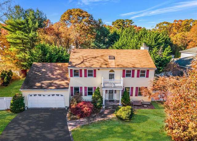 Property at 99 S Washington Ave, Centereach, NY 11720, 4 beds, 2.5 baths