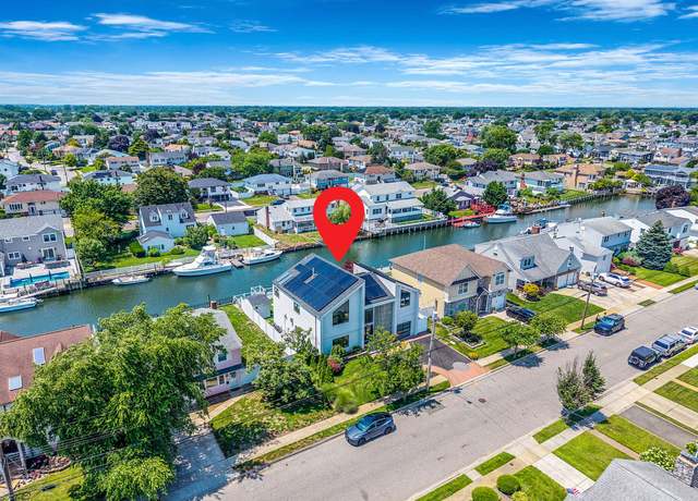 Property at 94 Forest Ave, Massapequa, NY 11758, 4 beds, 3 baths