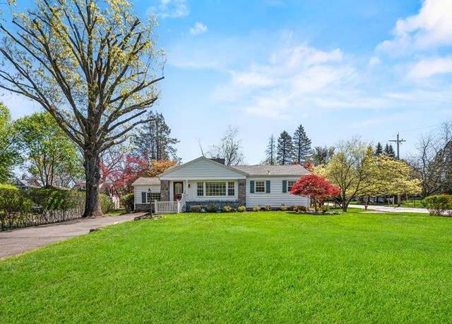 Property at 76 S Airmont Rd, Airmont, NY 10901, 5 beds, 2 baths