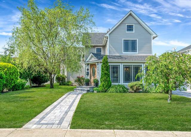 Property at 23 Carman St, Patchogue, NY 11772, 5 beds, 3 baths
