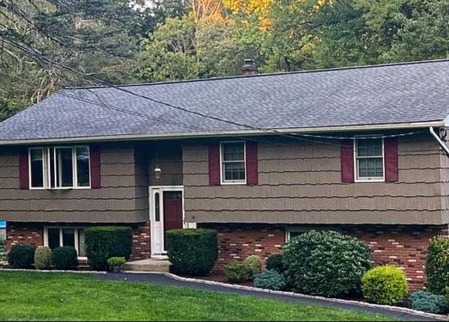 Property at 10 Anita Rd, Yorktown Heights, NY 10598, 3 beds, 2.5 baths