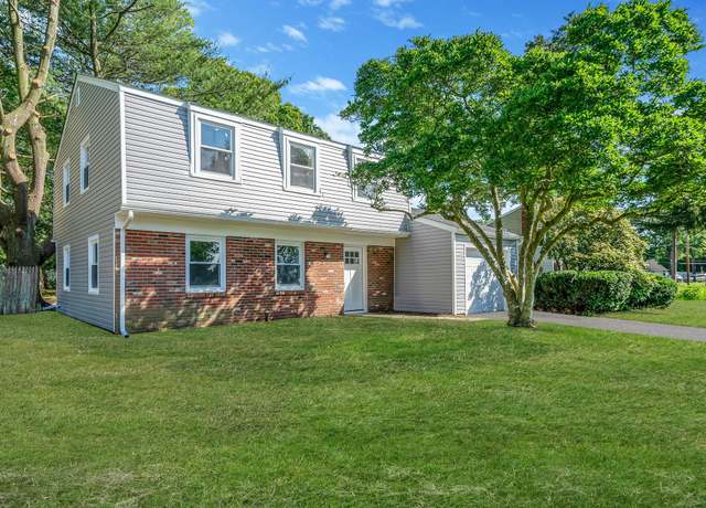 Property at 27 Wilmont Turn, Coram, NY 11727, 3 beds, 2.5 baths