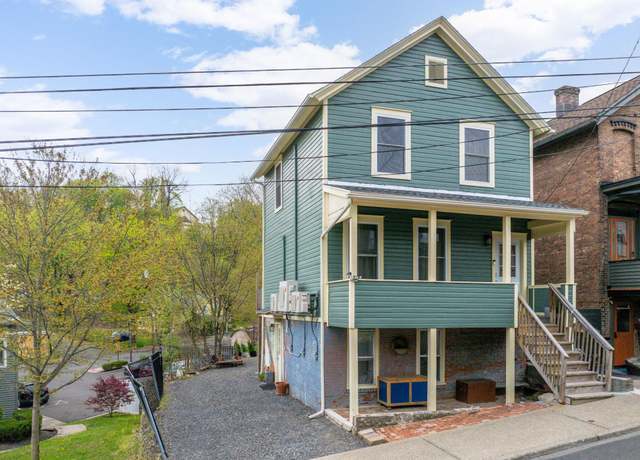 Property at 117 Newkirk Ave, Kingston, NY 12401, 3 baths