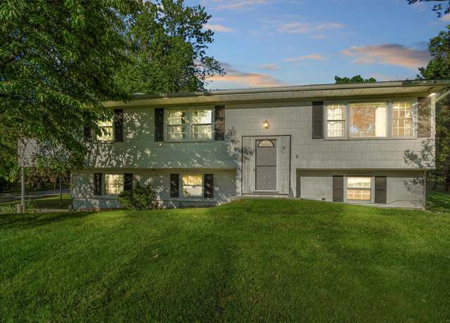 Property at 37 Lakeview Rd, Carmel, NY 10512, 3 beds, 2 baths