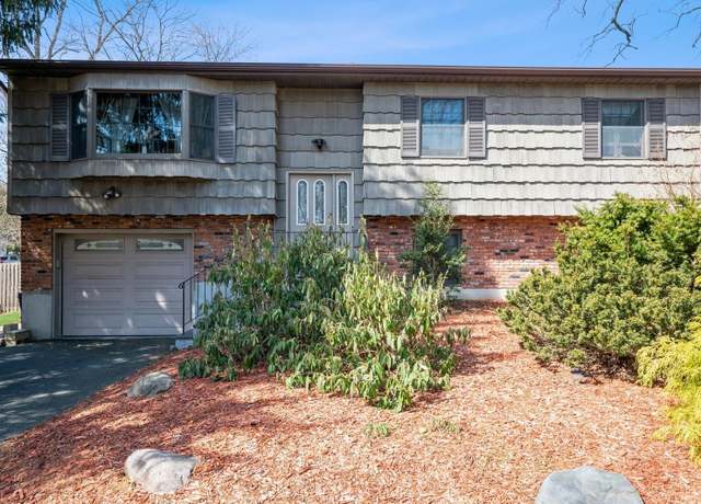 Property at 195 S Little Tor Rd, New City, NY 10956, 4 beds, 3 baths