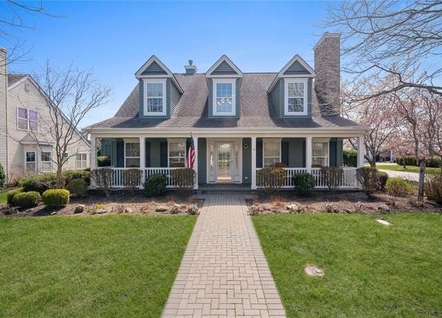 Property at 8 Black Pine St, Calverton, NY 11933, 4 beds, 3 baths