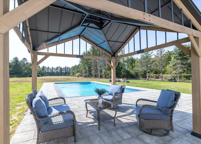 Property at 3715 Hortons Ln, Southold, NY 11971, 4 beds, 4 baths
