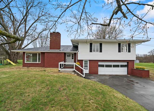 Property at 139 Cross Rd, Goshen, NY 10924, 4 beds, 2.5 baths