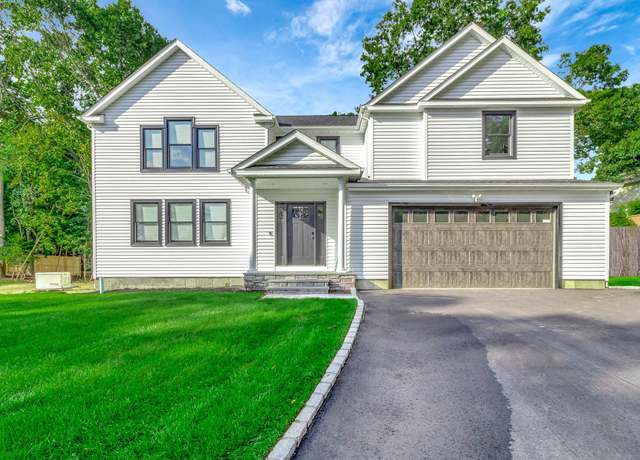 Property at 223 Townline Rd, Commack, NY 11725, 4 beds, 2.5 baths