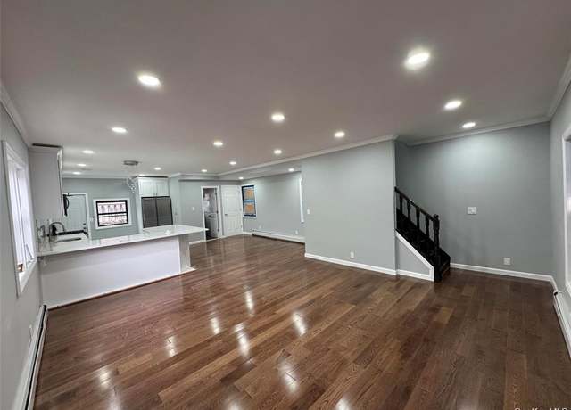 Property at 188-51 120th Rd, Saint Albans, NY 11412, 5 beds, 3 baths