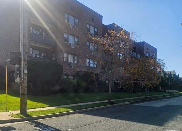 Property at 175 Archer St Unit 3 - A, Freeport, NY 11520, 1 bed, 1 bath