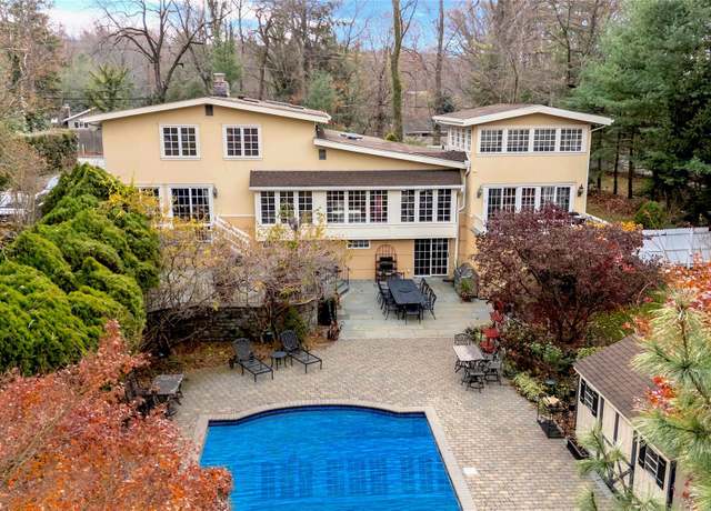 Property at 605 Bryant Ave, Roslyn Harbor, NY 11576, 5 beds, 4 baths