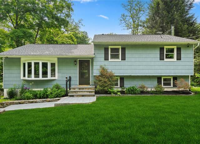 Property at 646 Sprout Brook Rd, Putnam Valley, NY 10579, 3 beds, 2.5 baths