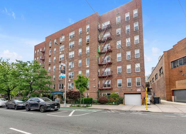 Property at 31-85 Crescent St #217, Astoria, NY 11106, 1 bath